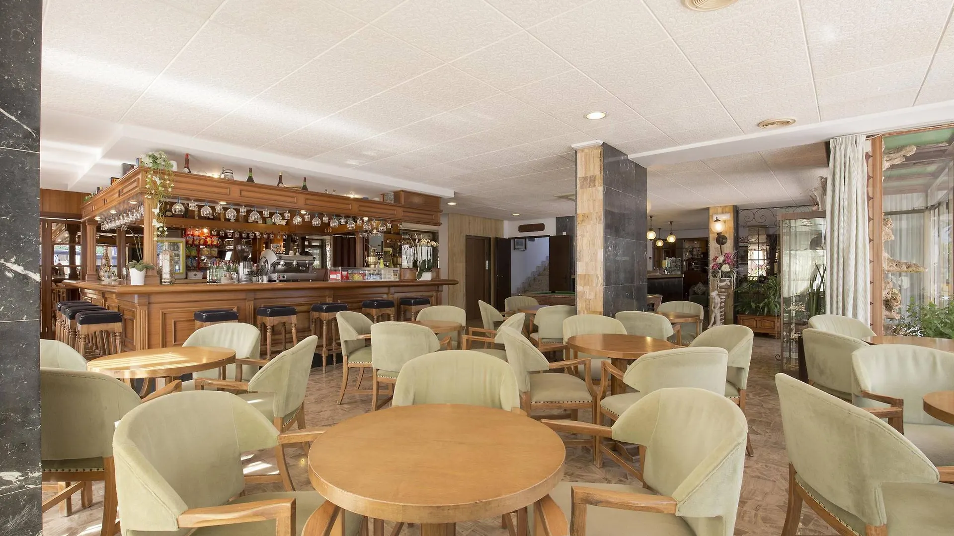 Hotel Sultan 캔 피카폴트 2*,
